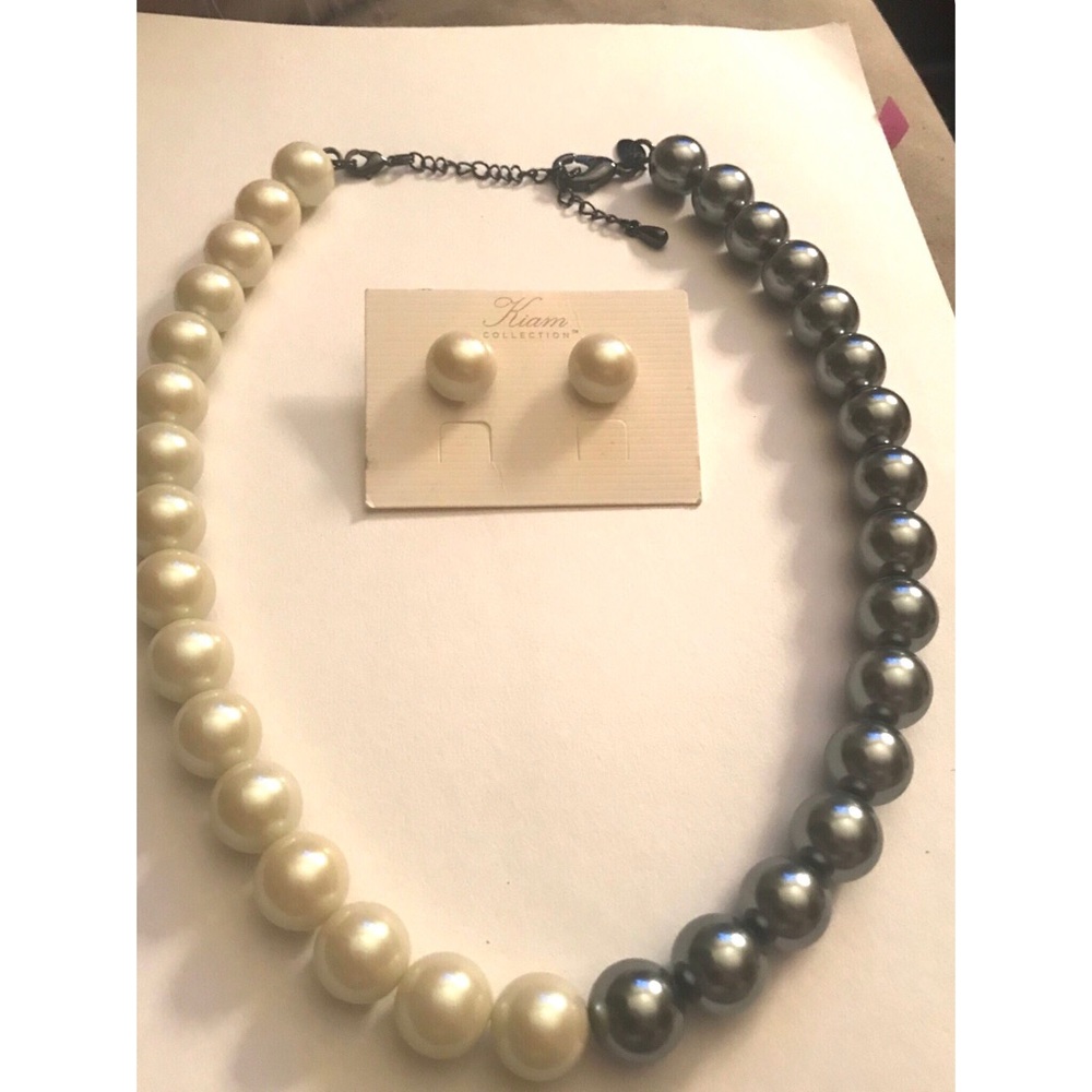 ✨NEW Lia Sophia Kiam - Caleigh Necklace & Earrings